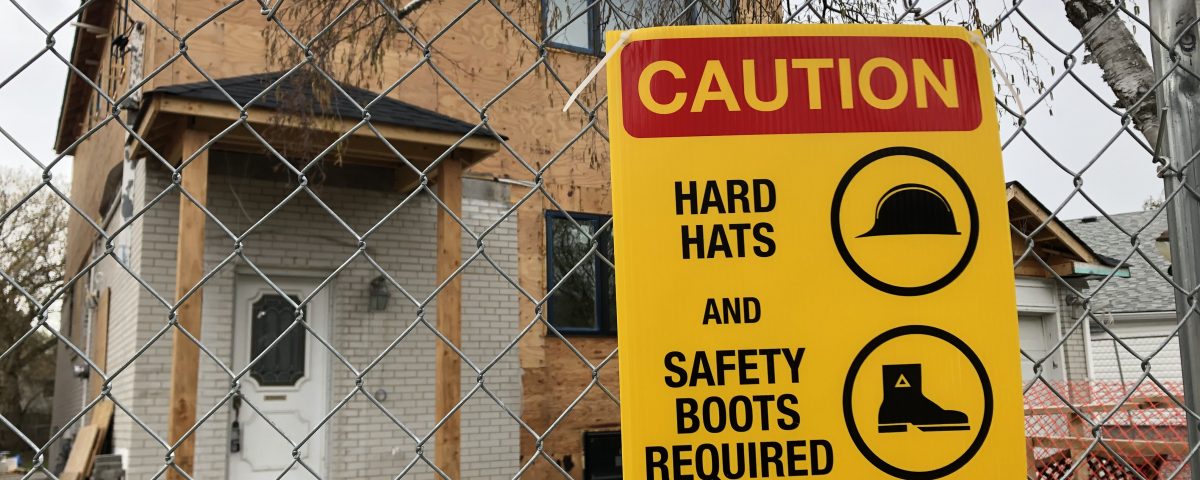 Chain link residential renovation North York